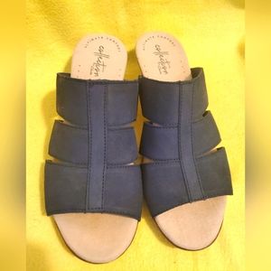Clarks Navy Blue Nubuck Leather Valarie Heeled Slides